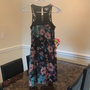 Adorable flower dress with woven top